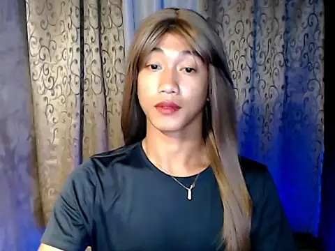 Snapshot of taylaxuxu chatting on January 2026 08:43:02 PM taylaxuxu online show from January 2026 08:43:02 PM