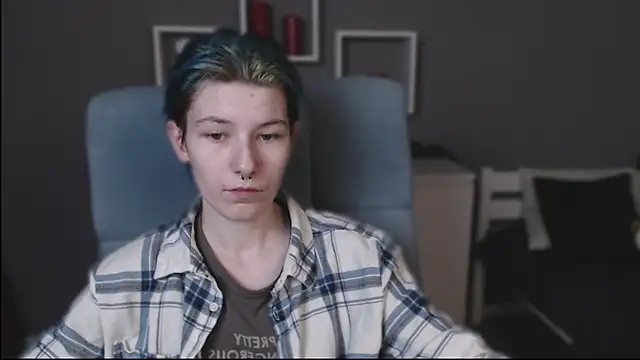 guitarandangell online show from October 2025 03:25:01 AM