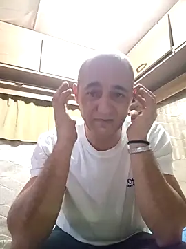 Emanuell1983 online show from December 2025 08:15:02 PM