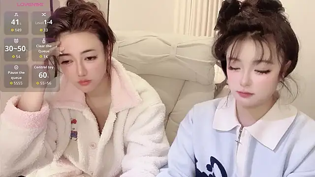 Kinadolly online show from December 2025 12:20:01 PM