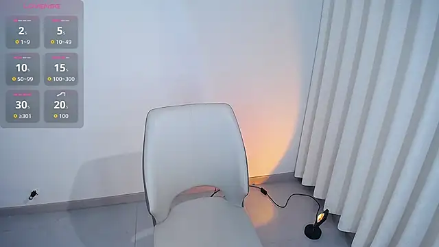 Snapshot of Kinadolly chatting on April 2026 06:44:02 AM Kinadolly online show from April 2026 06:44:02 AM