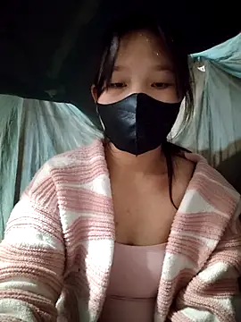 linh-miu99 online show from January 2026 10:02:01 PM