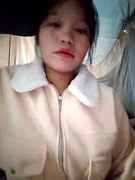 linh-miu99 online show from February 2026 04:38:02 PM