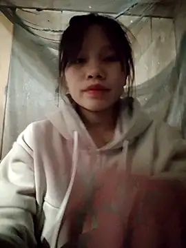 linh-miu99 online show from February 2026 06:40:02 AM