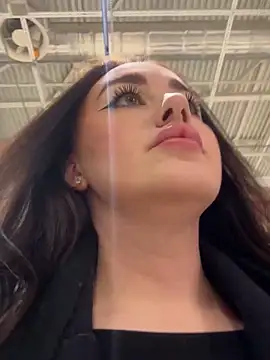 Snapshot of KiraSunshine chatting on October 2025 03:36:02 AM KiraSunshine online show from October 2025 03:36:02 AM