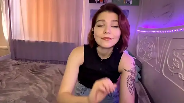 ReginaVbiles online show from October 2025 09:57:01 AM