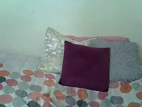 Snapshot of CrystalMelanin chatting on December 2025 03:02:02 AM CrystalMelanin online show from December 2025 03:02:02 AM