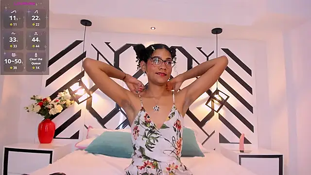 AuroraPinkk online show from December 2025 11:09:02 PM