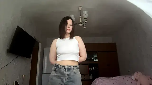 Snapshot of WiaSiviaSun chatting on October 2025 12:06:01 PM WiaSiviaSun online show from October 2025 12:06:01 PM