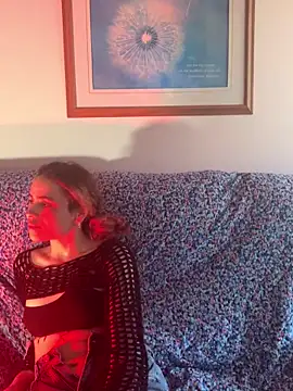 Snapshot of Soft_Dream_ chatting on October 2025 08:31:01 PM Soft Dream  online show from October 2025 08:31:01 PM