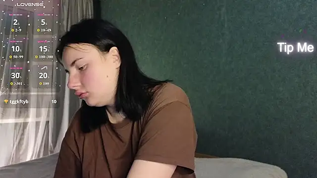 Snapshot of Kirunya chatting on April 2026 08:45:02 PM Kirunya online show from April 2026 08:45:02 PM