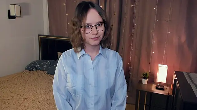 Snapshot of DenaDubberly chatting on November 2025 08:10:01 PM DenaDubberly online show from November 2025 08:10:01 PM