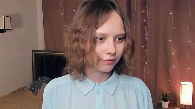 Snapshot of DenaDubberly chatting on November 2025 07:14:01 PM DenaDubberly online show from November 2025 07:14:01 PM