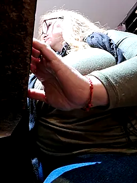 Snapshot of JennyInVegas chatting on October 2025 01:34:02 PM JennyInVegas online show from October 2025 01:34:02 PM