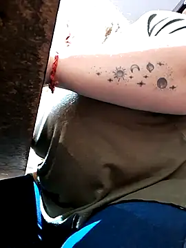 Snapshot of JennyInVegas chatting on November 2025 01:22:01 PM JennyInVegas online show from November 2025 01:22:01 PM