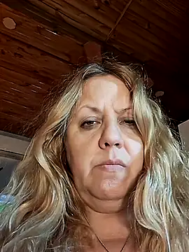 Snapshot of JennyInVegas chatting on June 2026 08:11:01 PM JennyInVegas online show from June 2026 08:11:01 PM