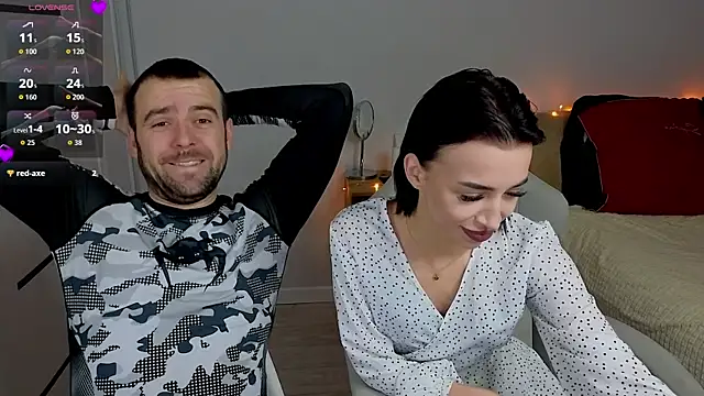 AdeleLaCr0ix online show from November 2025 06:19:01 PM