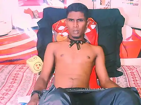 IndianThuggin online show from November 2025 07:14:02 AM