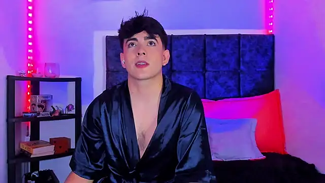 Theo Noxxx online show from November 2025 07:03:01 PM