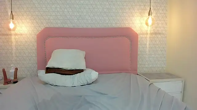 TAYLORMEYER1 online show from March 2026 08:26:33 AM