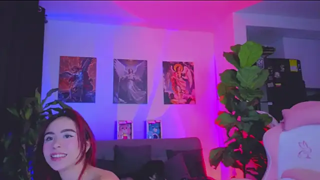 SophiaBerryy online show from April 2026 04:06:02 AM