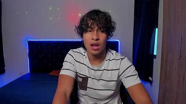 Mr Twix01 online show from October 2025 08:09:02 PM