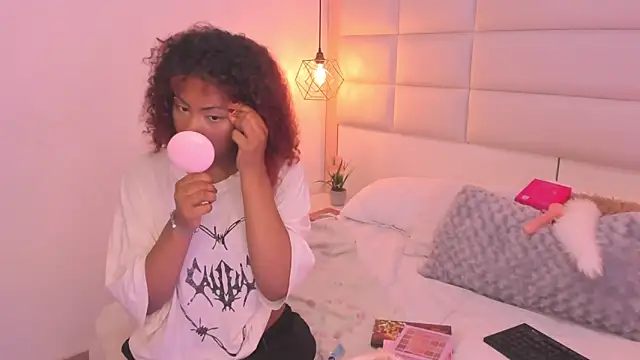 Snapshot of Sofia_clk chatting on January 2026 03:09:02 AM Sofia clk online show from January 2026 03:09:02 AM