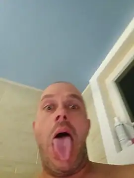 Snapshot of Sexecochon chatting on December 2025 01:21:02 AM Sexecochon online show from December 2025 01:21:02 AM