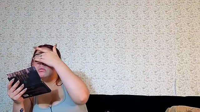Curvy and Petites aws online show from October 2025 09:36:02 PM