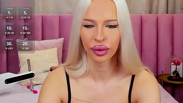 KailaCrystall online show from November 2025 01:33:01 AM