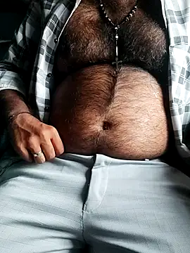 DesiBlackBull online show from December 2025 10:20:02 AM