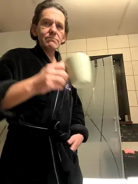 Snapshot of kon77777 chatting on November 2025 03:28:02 AM kon77777 online show from November 2025 03:28:02 AM