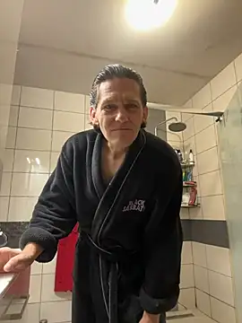 Snapshot of kon77777 chatting on November 2025 04:22:02 AM kon77777 online show from November 2025 04:22:02 AM