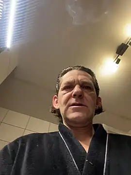 Snapshot of kon77777 chatting on November 2025 03:18:02 AM kon77777 online show from November 2025 03:18:02 AM