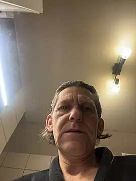 Snapshot of kon77777 chatting on November 2025 03:05:01 AM kon77777 online show from November 2025 03:05:01 AM