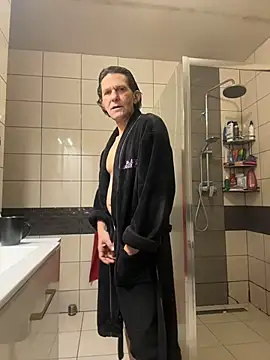 Snapshot of kon77777 chatting on November 2025 05:13:02 AM kon77777 online show from November 2025 05:13:02 AM