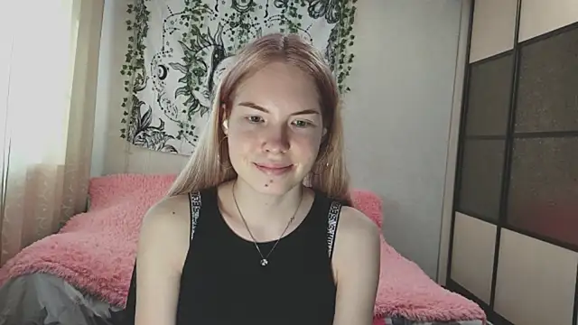 VETT KITTY online show from November 2025 06:49:02 AM