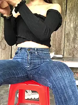 Snapshot of Kylie_beem chatting on March 2026 06:40:01 AM Kylie beem online show from March 2026 06:40:01 AM