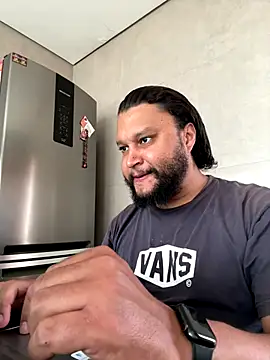 Snapshot of LoboCachorro chatting on October 2025 01:12:02 PM LoboCachorro online show from October 2025 01:12:02 PM