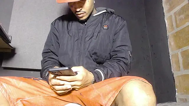 Anaconda larga online show from February 2026 02:27:01 PM