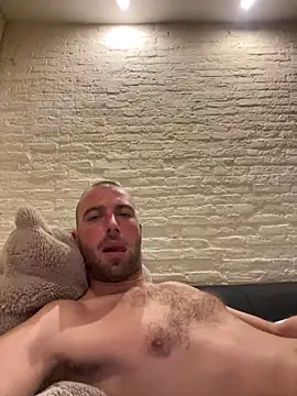 Rotteei1 online show from November 2025 07:33:02 AM