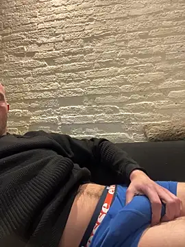 Rotteei1 online show from March 2026 05:52:02 PM