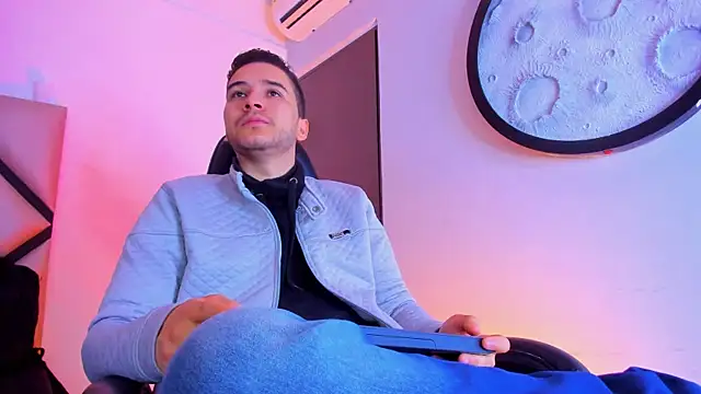 mike 257 online show from January 2026 11:46:02 AM