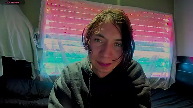 najimi uwu online show from November 2025 10:51:01 PM