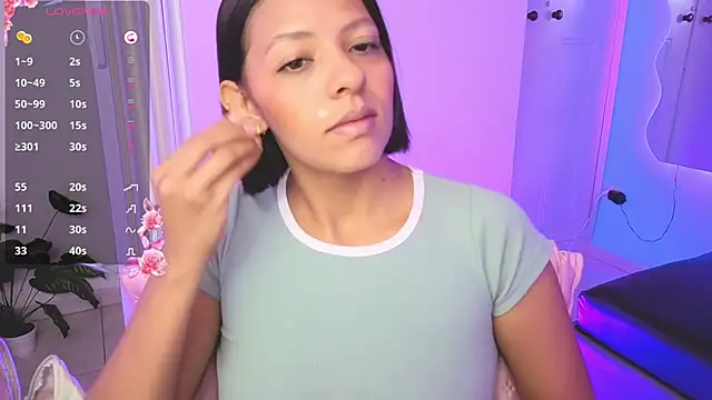 Aria Russo online show from March 2026 02:22:02 PM