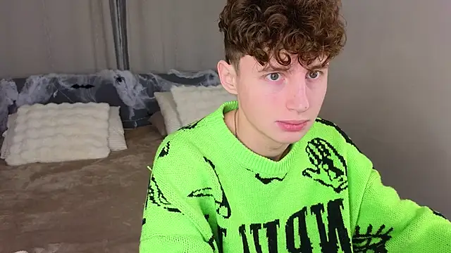 crisp1n online show from November 2025 02:51:01 PM