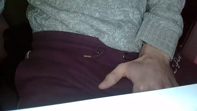 Snapshot of topg84 chatting on March 2026 07:06:02 PM topg84 online show from March 2026 07:06:02 PM