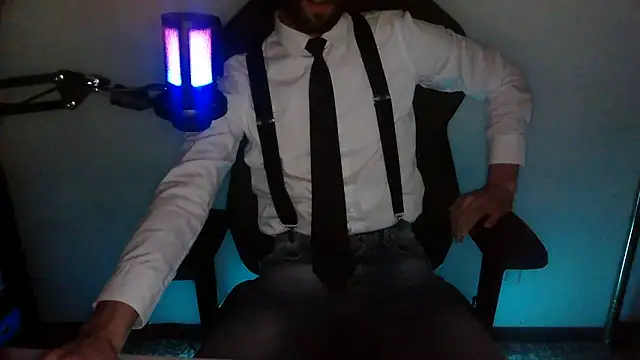 Snapshot of topg84 chatting on April 2026 05:13:02 PM topg84 online show from April 2026 05:13:02 PM