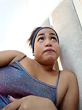 NahomiWalker  online show from November 2025 06:30:01 PM