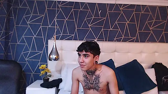 SantiOlsen online show from October 2025 11:34:02 AM